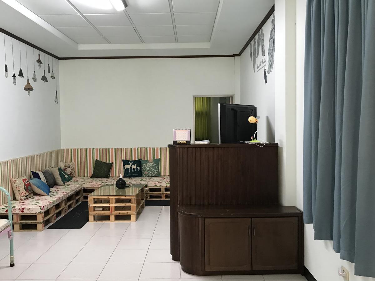 Appartamento Golden House Tainan Esterno foto